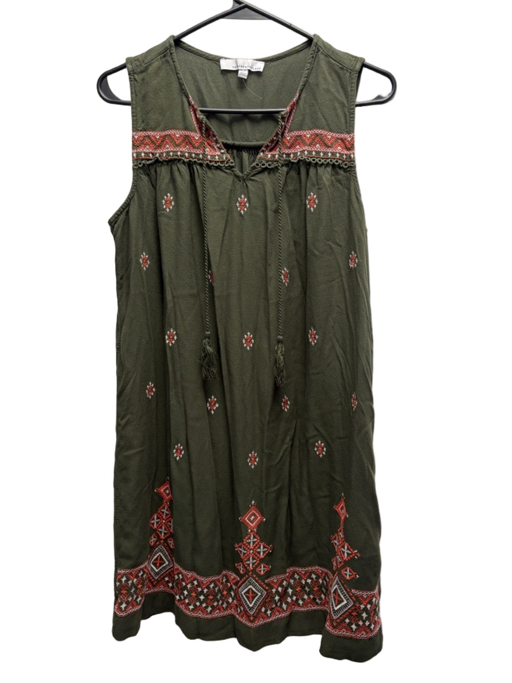 Fourteenth Place Boho Sundress Size Medium Green Embroidered Sleeveless Dress